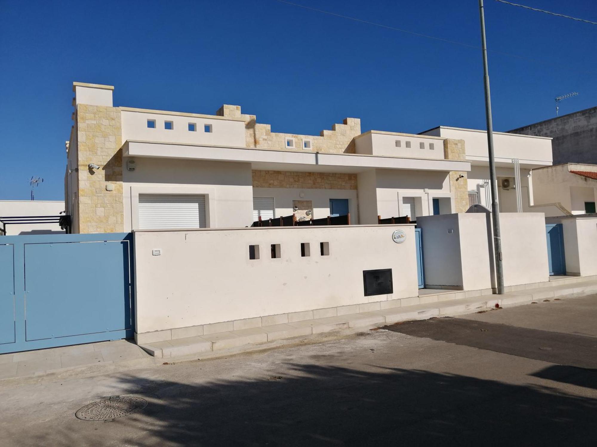 Onde Salentine Deluxe Apartment Casalabate Exterior photo