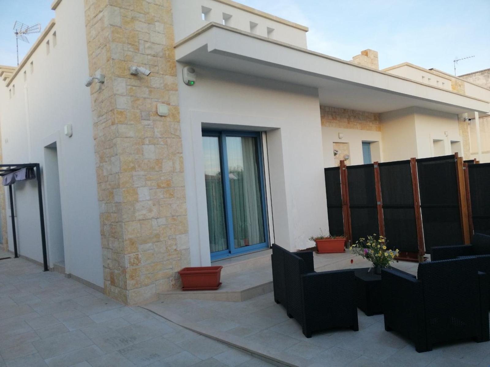 Onde Salentine Deluxe Apartment Casalabate Exterior photo